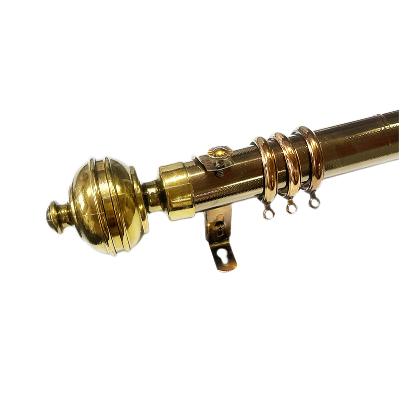 Gardinenstange mit Titangold-Aufkleber